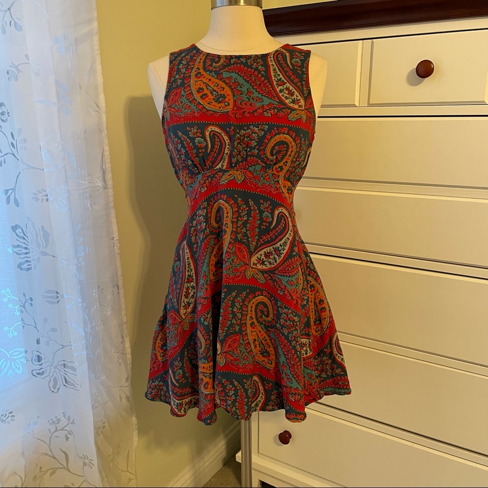 Free People Dancing Pretty Paisley Mini Dress, Rust/Teal Paisley, Size 2 - Picture 2 of 4